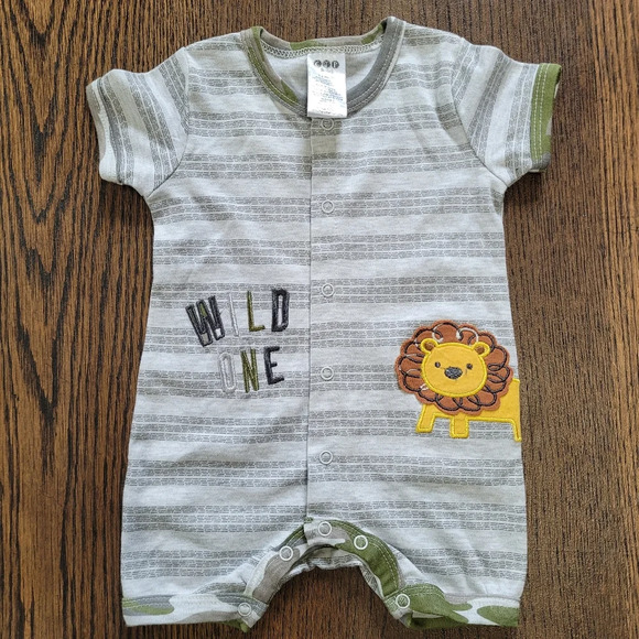 Bundle/Lot of Boy's Bodysuits, Romper, Pants, Pj's Size Boy's 3-6 Months - Picture 2 of 10